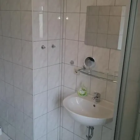 Gaststaette Und Felsenthal