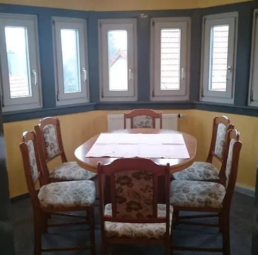 Otel Gaststaette Und Felsenthal