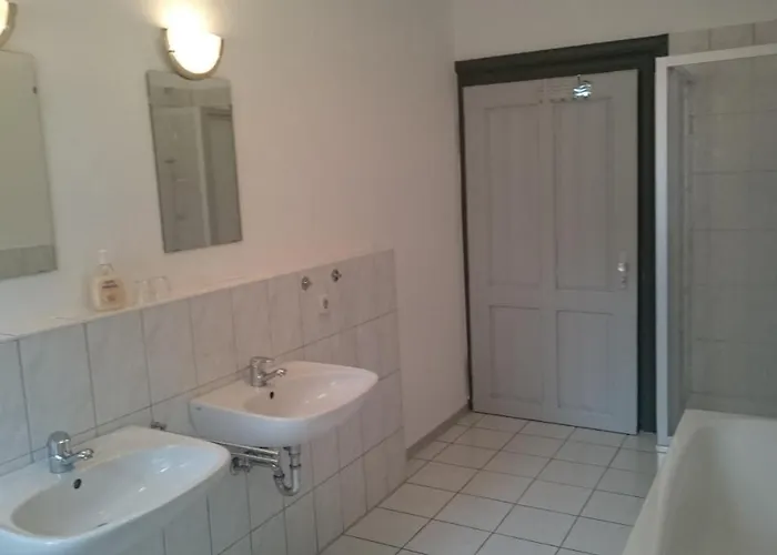 Otel Gaststaette Und Felsenthal