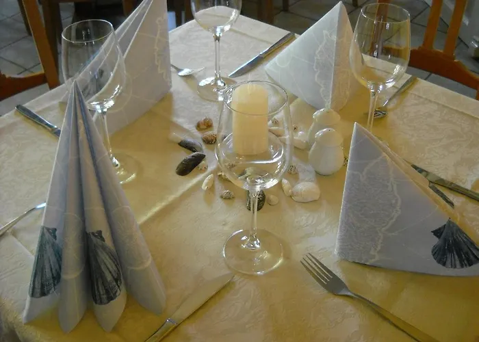 Gaststaette Und Felsenthal Otel *