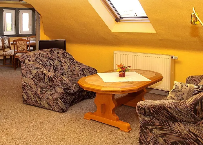 Otel Gaststaette Und Felsenthal