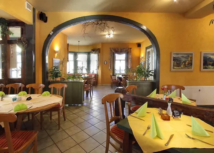 Gaststaette Und Felsenthal *