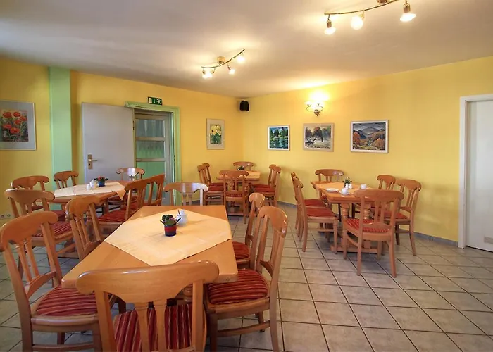 Otel Gaststaette Und Felsenthal