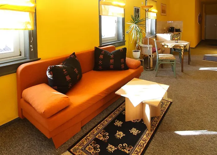 Gaststaette Und Felsenthal Otel